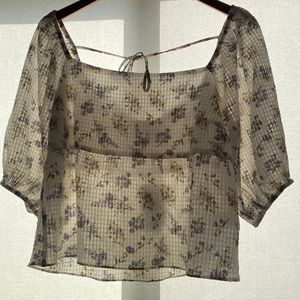 Floral LucyParis Blouse